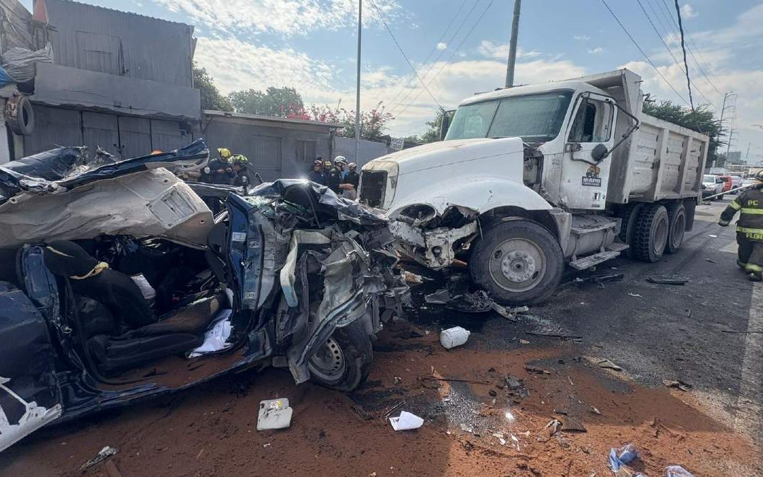 Choque Múltiple en Avenida Morones Prieto: Un Lesionado y Caos Vial en Monterrey