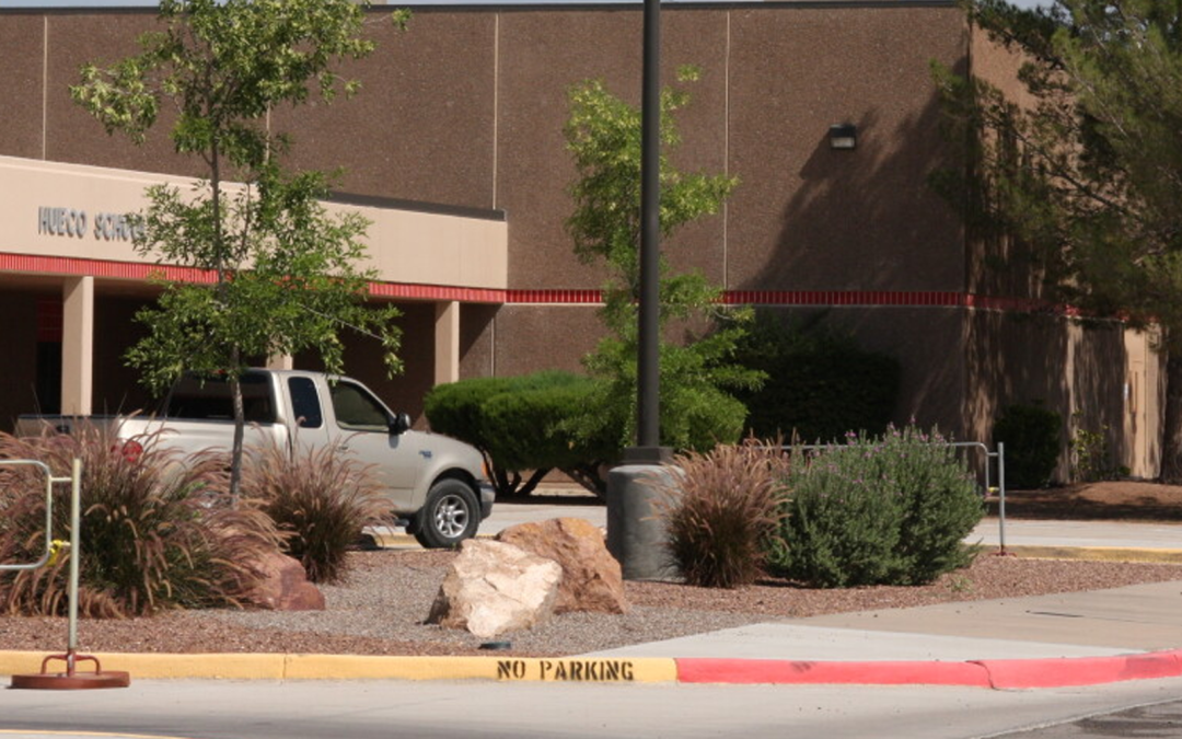 Escuela Primaria Hueco de El Paso Activa Protocolo de Seguridad por Olor Desconocido