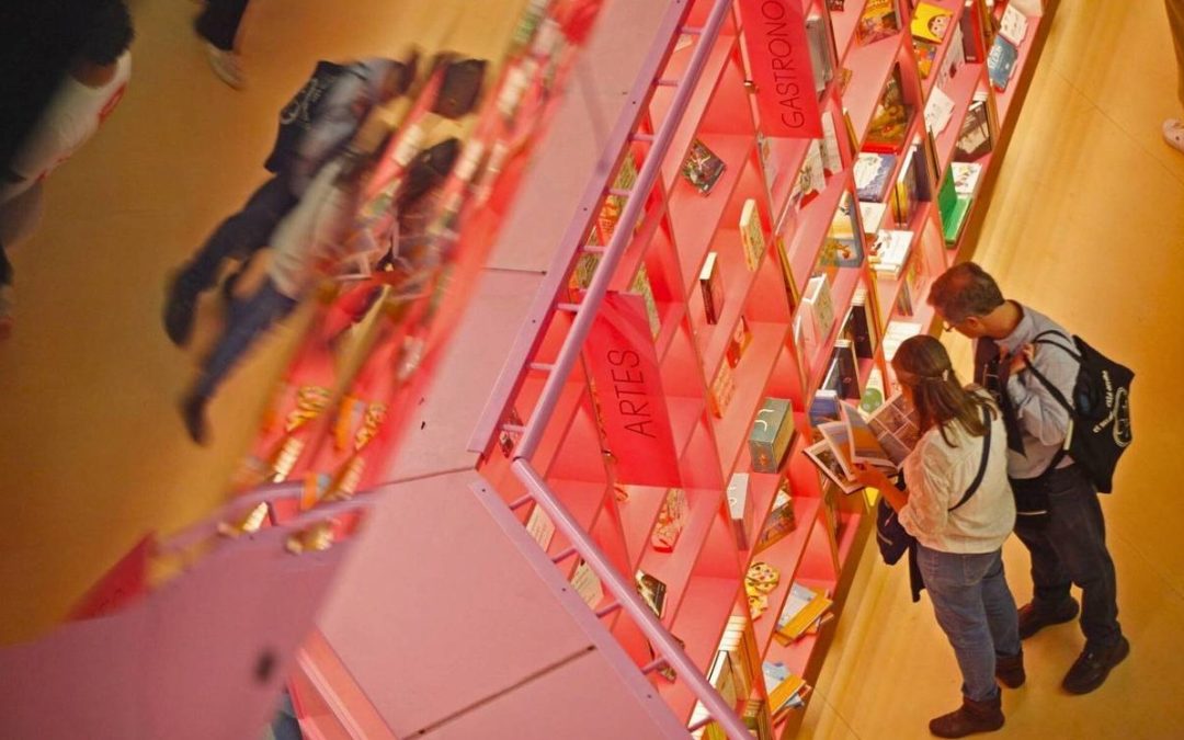 FIL Guadalajara 2025: Artistas Confirmados, Fechas y Horarios del Evento Literario