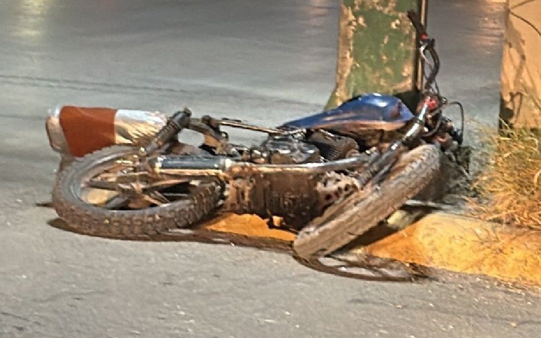 Accidente en Gómez Palacio: Taxi arrolla a menor ciclista y se da a la fuga