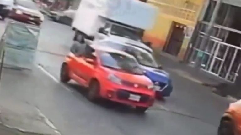 Comerciantes Valientes Salvan a Mujer de un Intento de Secuestro en Naucalpan, Edomex