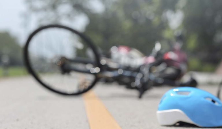 Las bicicletas eléctricas: Un regalo navideño que despierta preocupaciones por lesiones infantiles