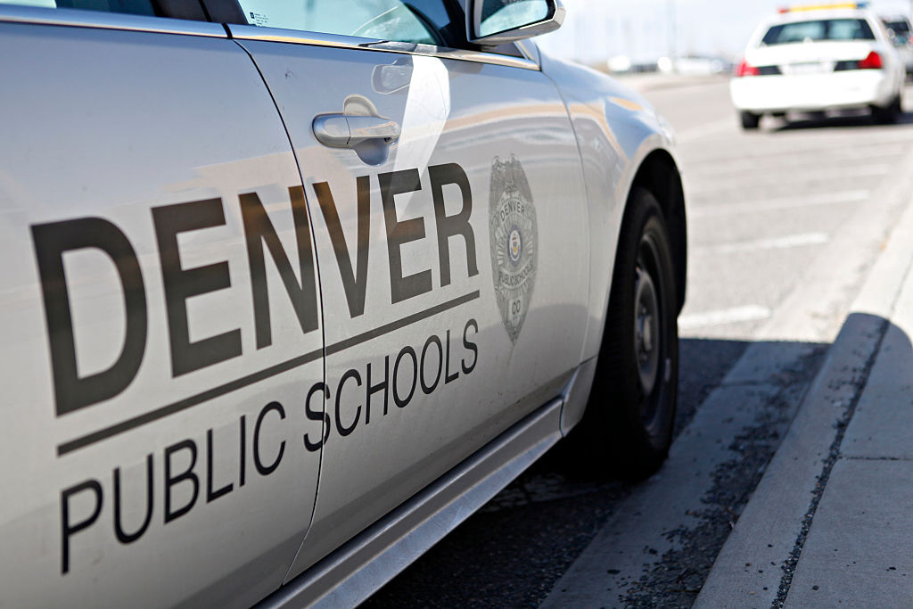 La matrícula en Denver disminuye: Impacto de la pérdida de estudiantes inmigrantes en las escuelas públicas