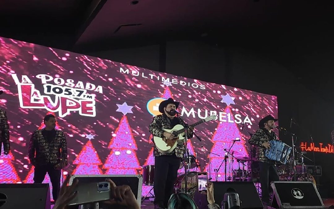Las Familias Celebran la Posada 2025 de La Lupe 105.7 con Fuego Indio y Salomón Robles