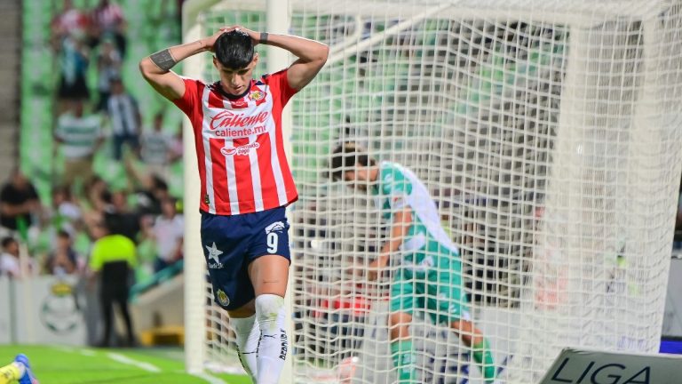 Alan Pulido de Chivas: ¿Su Nuevo Destino para el Clausura 2026?