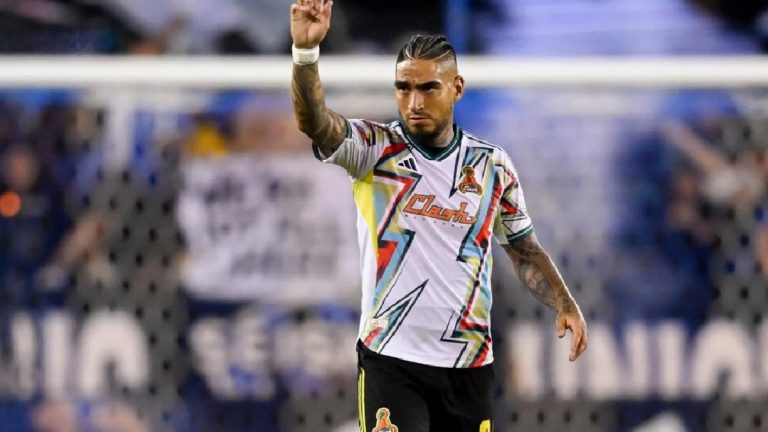 Cristian Arango no se unirá a Pumas: Alternativas de fichajes para el club