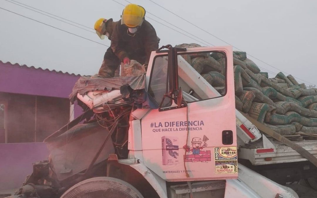 Trágico accidente laboral en Alvarado: hombre aplastado por carga de cemento