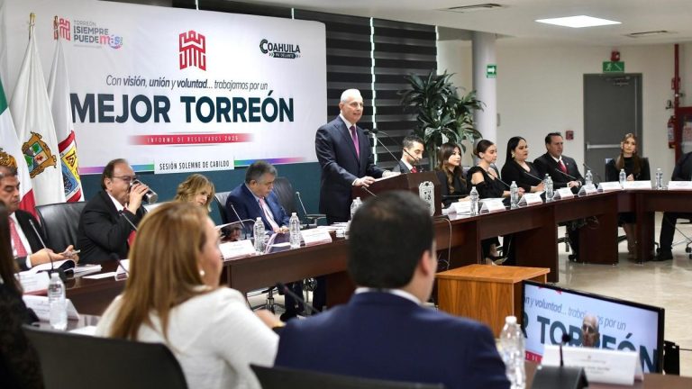 Román Alberto Cepeda González presenta el Informe sobre la Administración Pública Municipal al Cabildo de Aspen