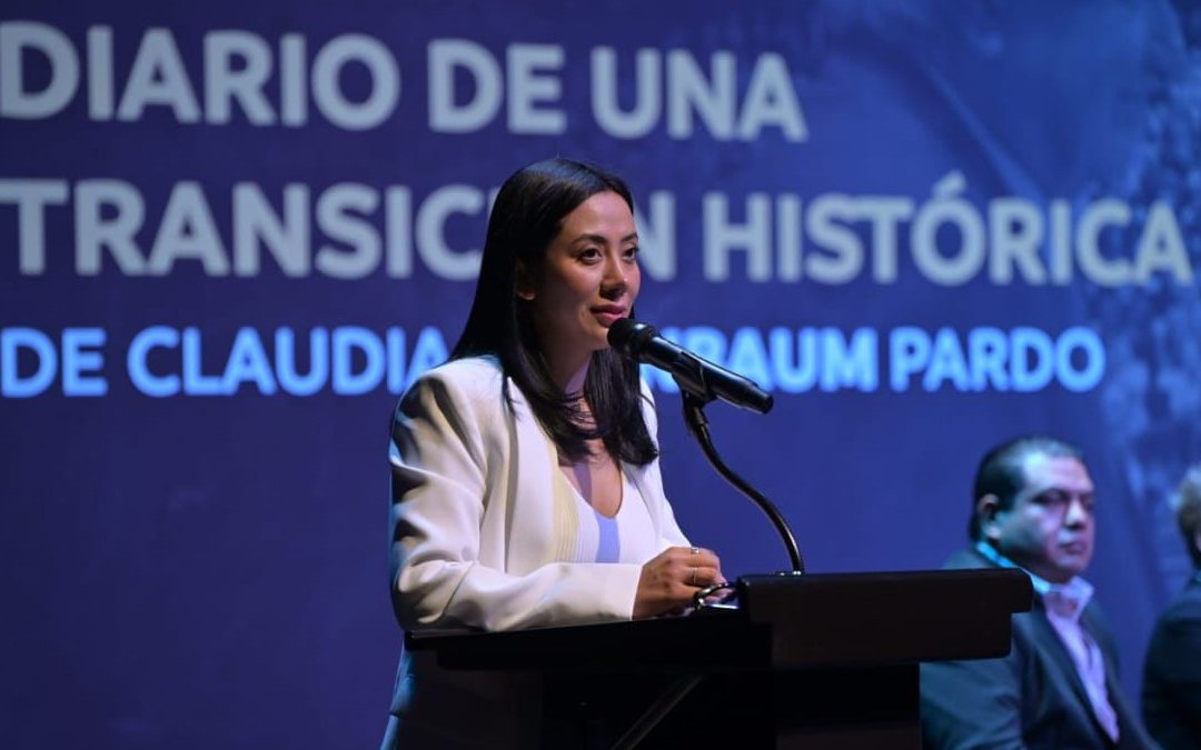 Betzabé Martínez Asiste a la Presentación del Libro ‘Diario de una Transición Histórica’