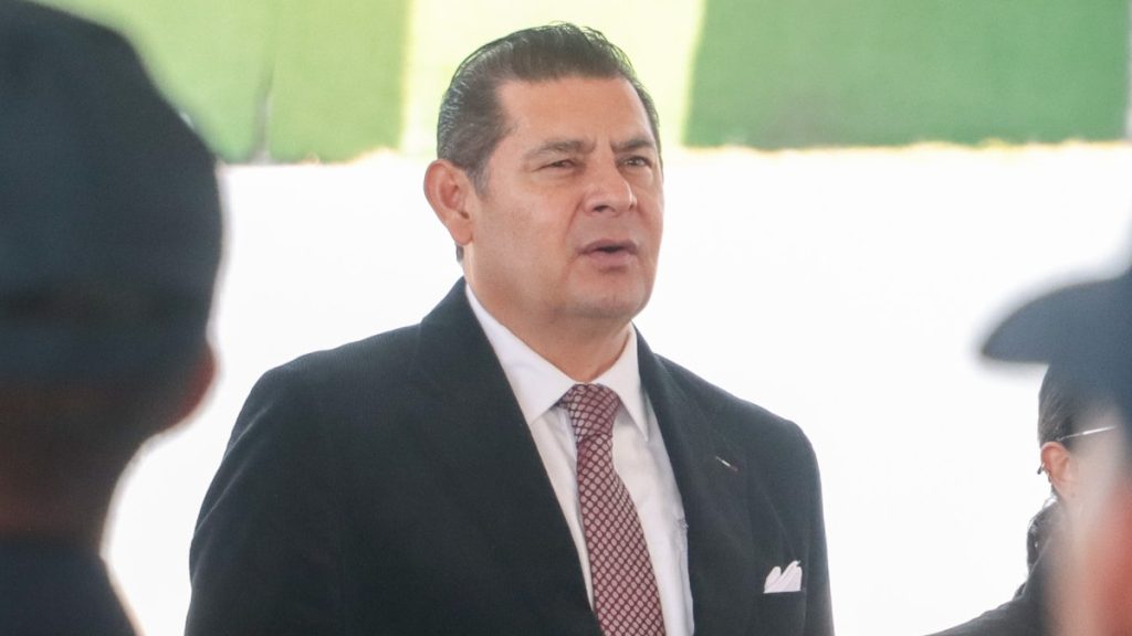 Armenta solicita a la FGR la detención de ‘El Toñín’ por asesinatos en el Triángulo Rojo de Puebla