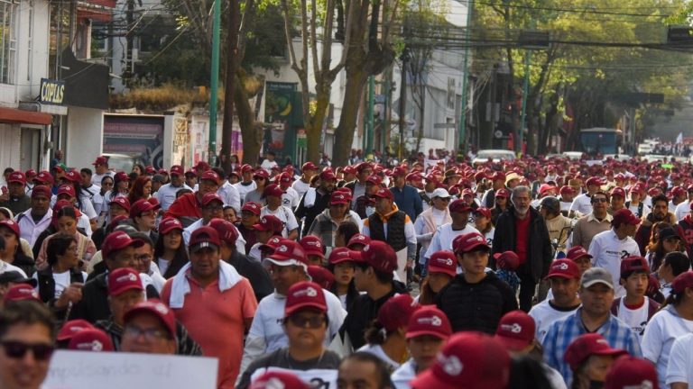 Calles Cerradas por la Marcha del Festejo de 7 Años de la 4T en CdMx: Alternativas Viales Esenciales