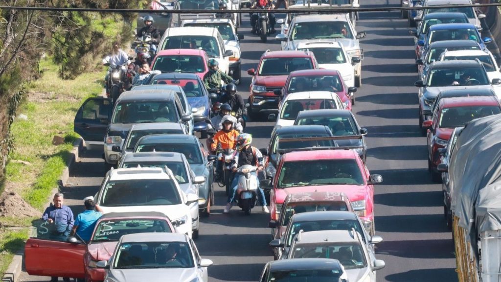 Hoy No Circula en CdMx y Edomex: ¿Qué autos descansan el sábado 6 de diciembre de 2025?
