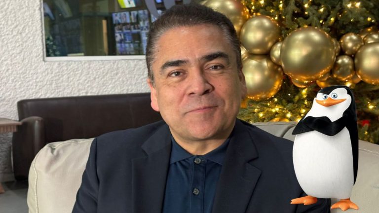Mario Arvizu, la voz de Skipper, advierte en Torreón sobre el peligro de la IA en el doblaje