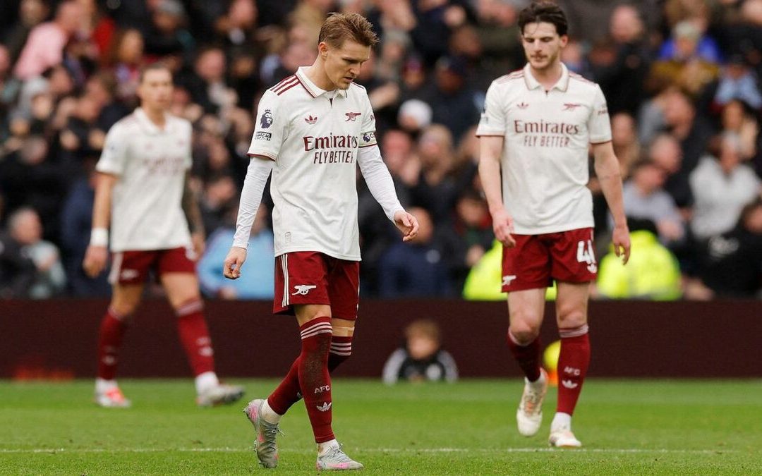 Aston Villa sorprende al Arsenal y desafía la cumbre de la Premier League
