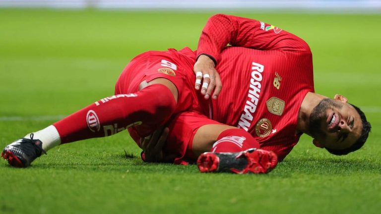 Lesión de Alexis Vega: Se Pierde la Vuelta de Semifinales Contra Rayados
