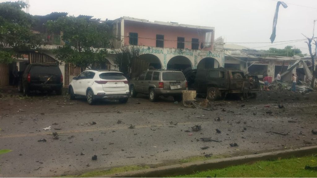 Aumentan a 5 las Víctimas Mortales por Coche Bomba en Coahuayana, Michoacán: Marina Organiza Evacuación Aérea
