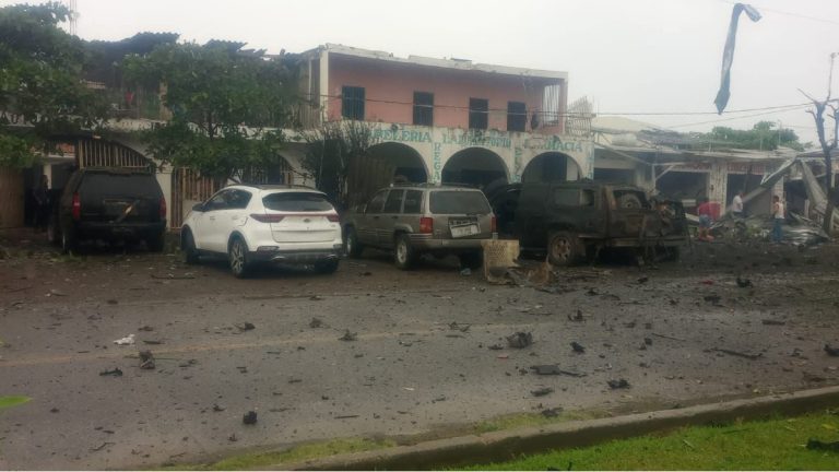 Aumentan a 5 las Víctimas Mortales por Coche Bomba en Coahuayana, Michoacán: Marina Organiza Evacuación Aérea