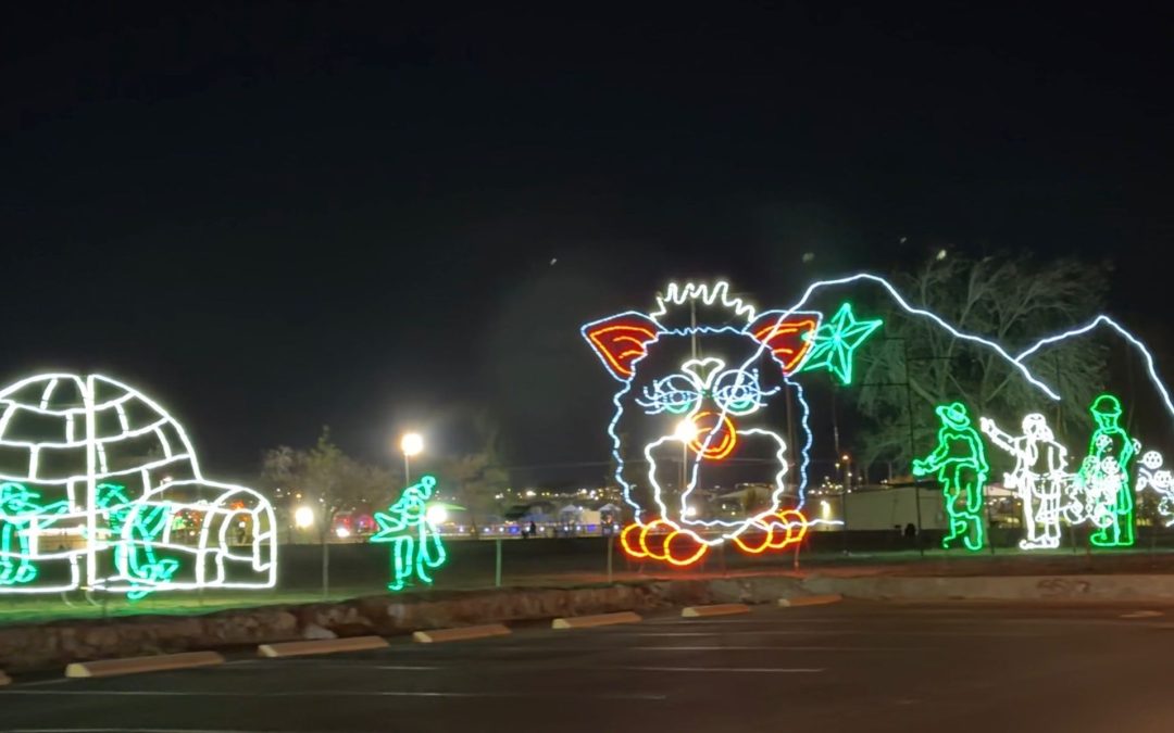 Luces de Navidad deslumbran en Parque Ascarate con desfile canino y espectáculo de drones