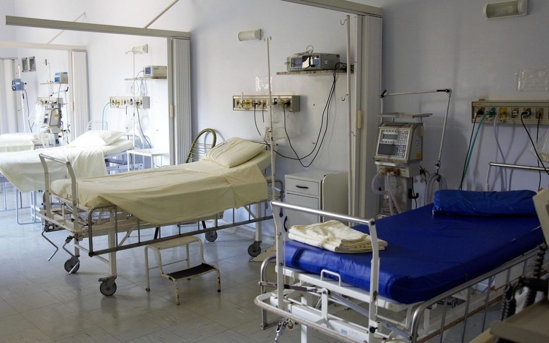 Alza de Primas de Seguros Médicos: Falta de Competencia Según Experto de UANL