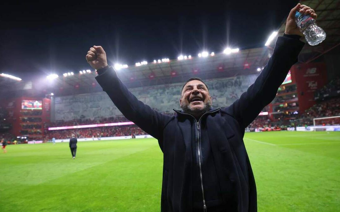 Antonio Mohamed y su rendimiento frente a los Tigres: Un análisis de cifras