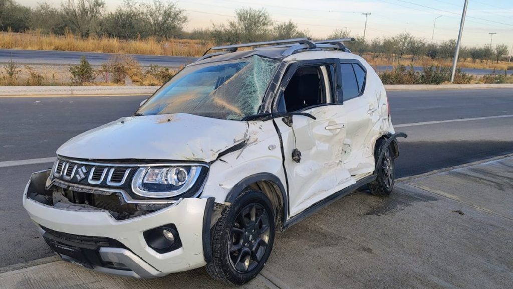 Accidente de tráfico: Volcadura en carretera El Esterito deja a tres mujeres gravemente heridas