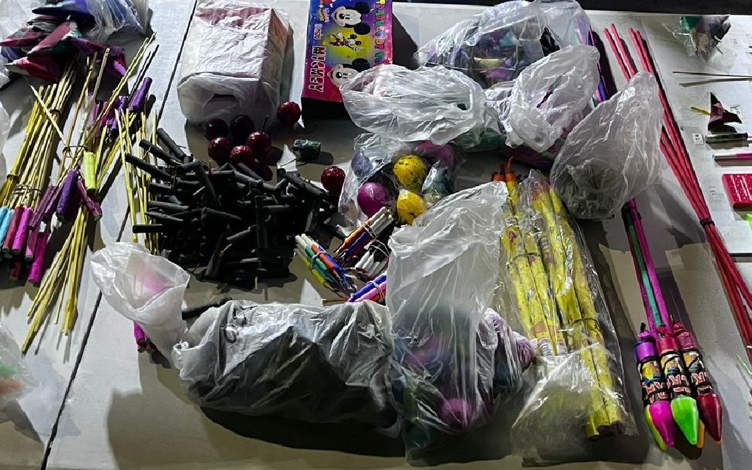 Detención de Vendedor de Pirotecnia en Fayuca de Sol de Oriente, Torreón