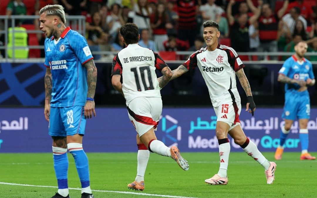 ¡Increíble error de Piovi en la Copa Intercontinental que resultó en un gol impresionante! | VIDEO