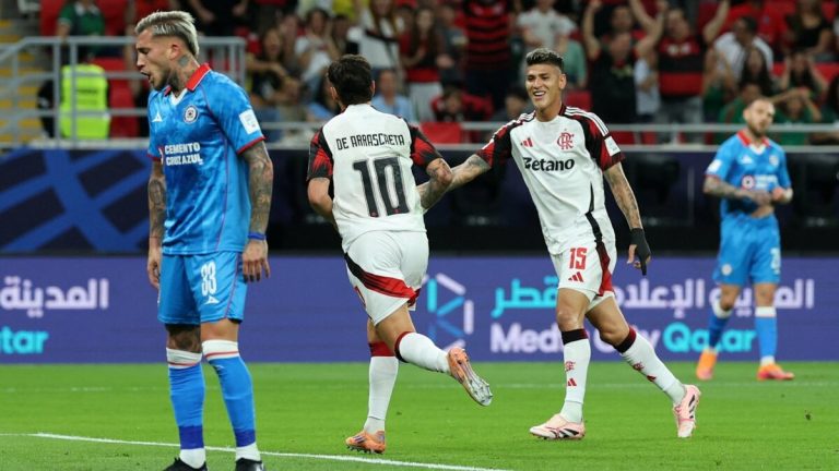 ¡Increíble error de Piovi en la Copa Intercontinental que resultó en un gol impresionante! | VIDEO