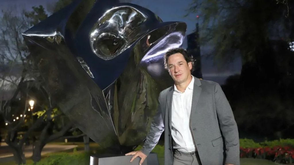 Gustavo Vélez Maraví presenta impresionantes obras monumentales en el parque Rufino Tamayo de San Pedro Garza García