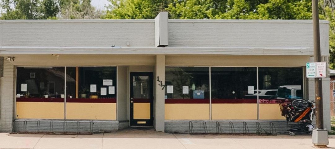 Loveland Duplica Espacios de Refugio con Carpas FEMA Ante la Crisis de Vivienda