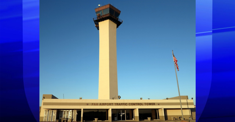 Verónica Escobar impulsa la modernización de la torre de control del Aeropuerto Internacional de El Paso