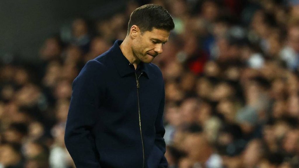 Xabi Alonso en riesgo de perder su puesto en el Real Madrid contra Alavés