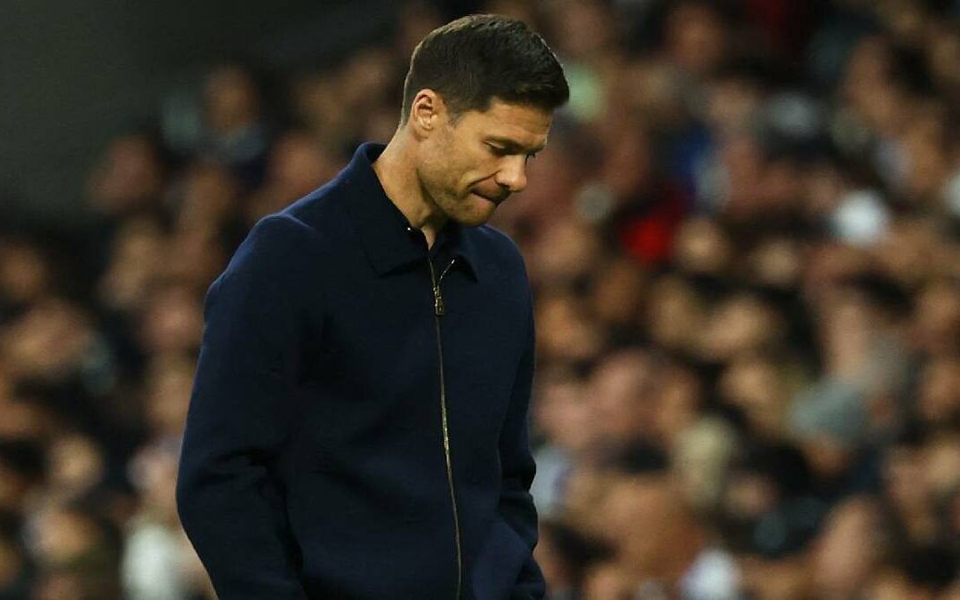 Xabi Alonso en riesgo de perder su puesto en el Real Madrid contra Alavés