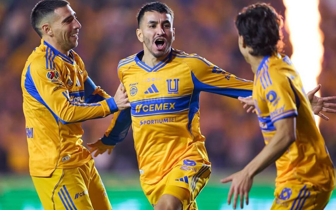 Tigres Saca Ventaja en la Final de Ida Gracias a un Error de Hugo González