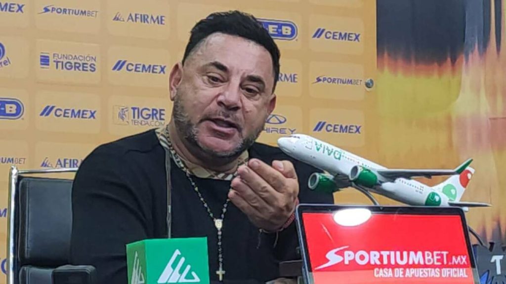 Antonio Mohamed Confirma si Alexis Vega Jugará en la Vuelta de la Final de la Liga MX