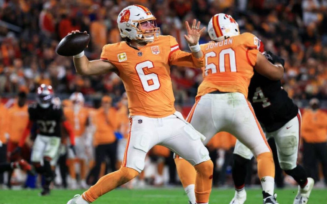 Buccaneers Sufre Derrotas Consecutivas en Casa Contra Falcons en el TNF