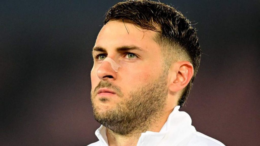 Milan Considera un Goleador Argentino para Aumentar la Competencia con Santiago Giménez