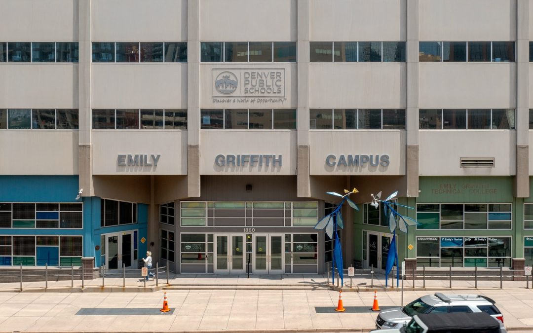 El distrito escolar de Denver invierte $2.5 millones en estacionamientos en Uptown