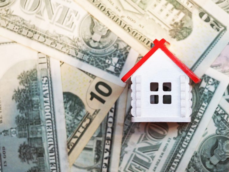 Crisis Económica en Colorado: Más Jóvenes Vuelven a Vivir con sus Padres