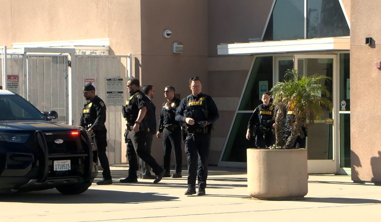 Estudiante es apuñalada en San Ysidro High School: Momento de pánico y medidas de seguridad en revisión