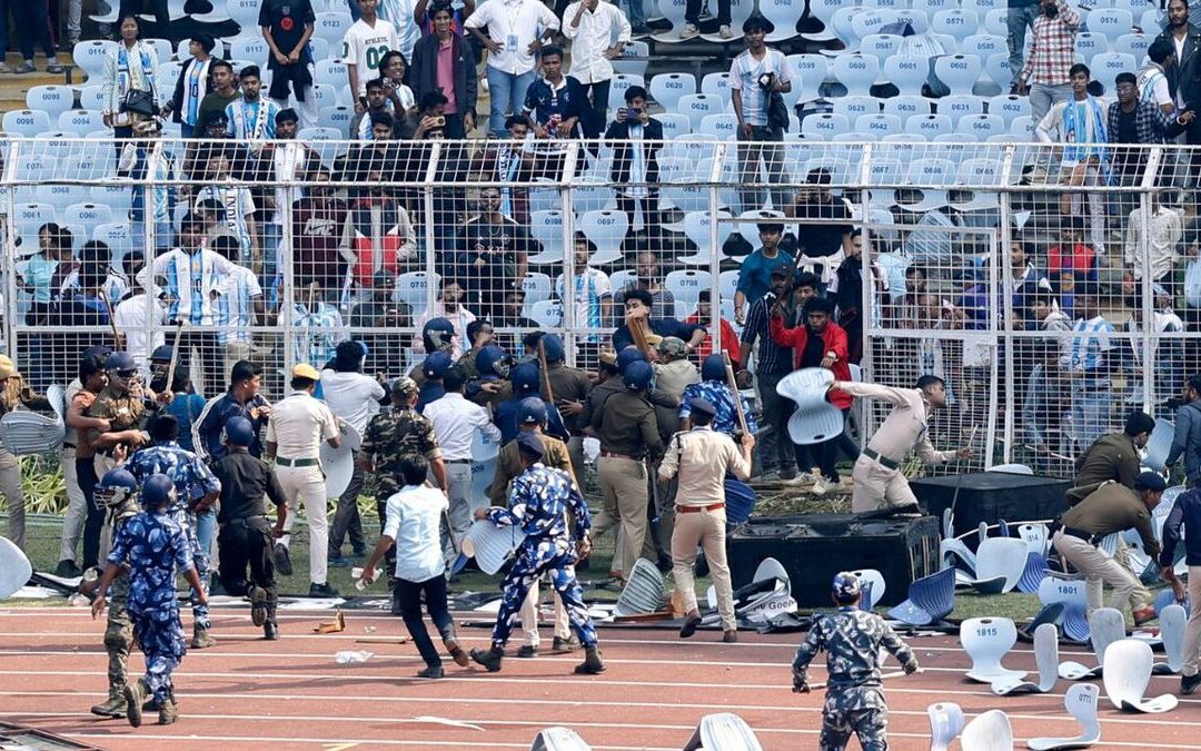 Aficionados en India Desatan Vandalismo por la Breve Visita de Messi