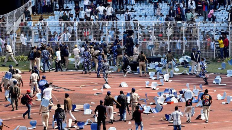 Caos en India: Fanáticos Acusan Estafa y Protestan Tras Visita de Messi