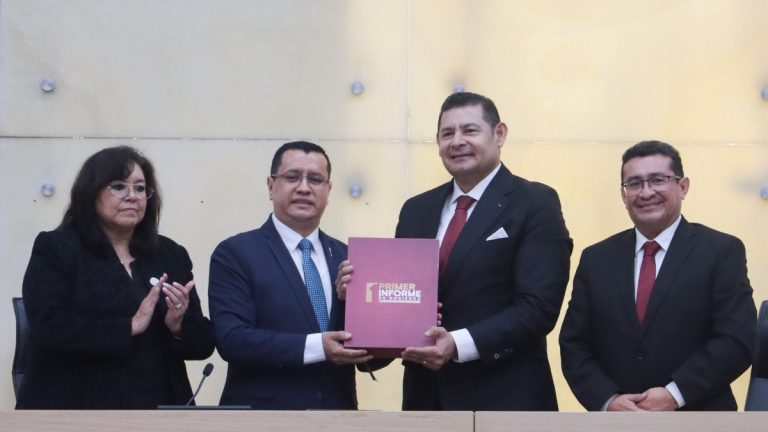 Alejandro Armenta Mier presenta su primer informe como Gobernador de Puebla ante el Congreso