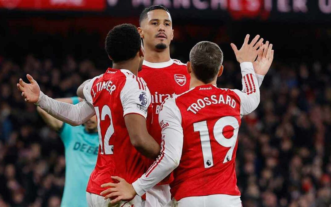 Arsenal Lucha y Gana contra Wolverhampton con Autogoles en la Premier League