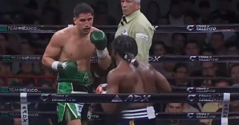 Marco Verde Logra su Cuarta Victoria en Boxeo Profesional ante Raphael Igbokwe