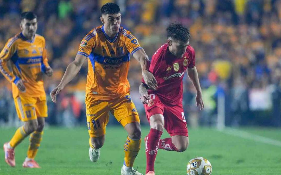 ¿Cómo se resuelve un empate en la Final del Apertura 2025 entre Toluca y Tigres?