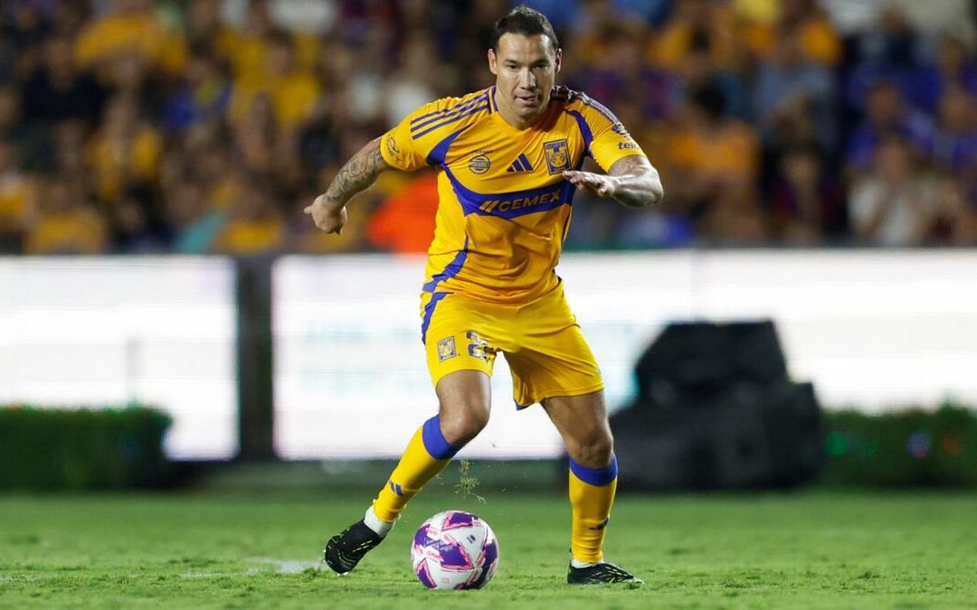 Jesús Dueñas aclara su ausencia en Chivas por indisciplina