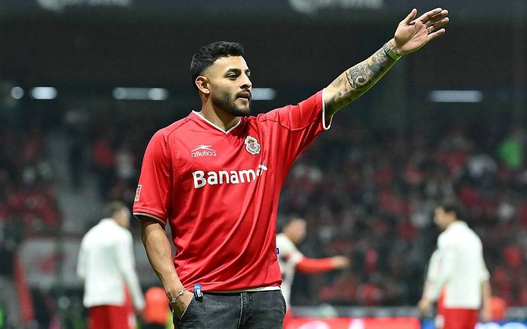 Estado físico de Alexis Vega podría definir su participación en la Final ante Tigres