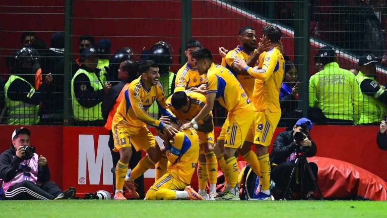 ¡Tigres y Gignac A un Paso del Campeonato: Gol Decisivo en la Lucha por la Novena!