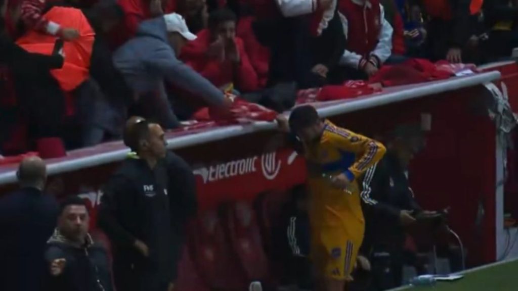 Incidente Impactante: André-Pierre Gignac Agredido por Aficionado del Toluca en la Final de Vuelta del Apertura 2025